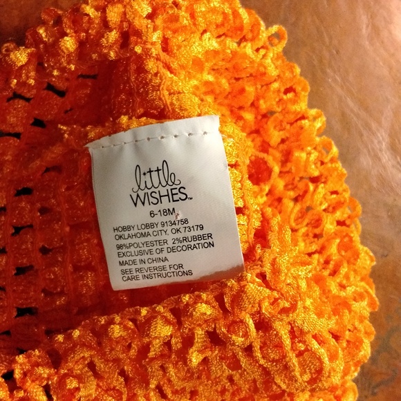 Kid's Baby Pumpkin Hat by Little Wishes size 6-18 months - Picture 2 of 3